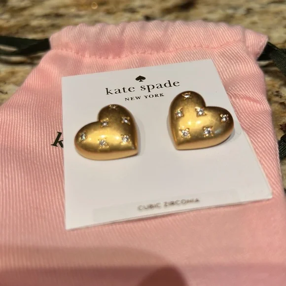 NWT Kate Spade brushed gold hearts with cubic zirconia - Picture 3 of 3